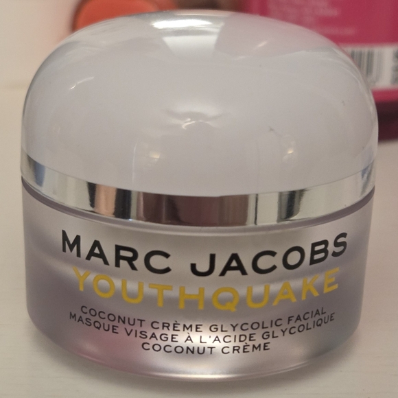 Beauty Items-CTillbury, LGeller, Too Faced , Est - Picture 10 of 13